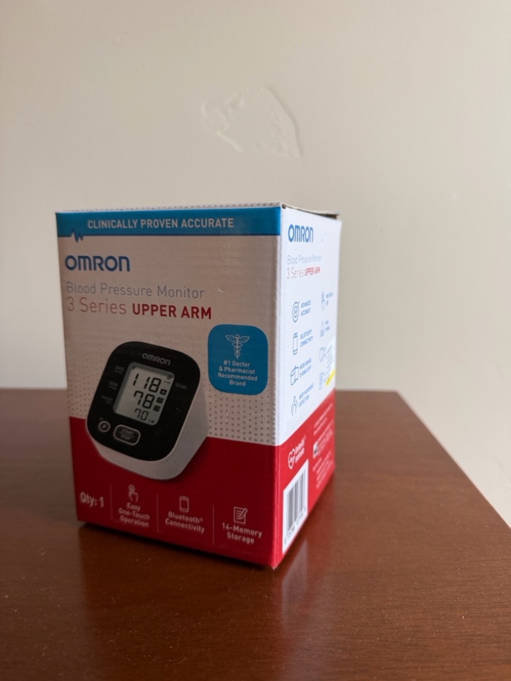Omron 3 Series Upper Arm Blood Pressure Monitor - White/Black - Picture 6 of 6